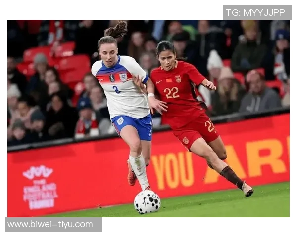 中国女足在温布利球场遭遇惨败英格兰队以8比0横扫对手