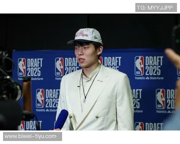 杨瀚森在NBA级别轮换中显得力不从心节奏难以跟上 杨瀚森在NBA级别轮换中显得力不从心节奏难以跟上